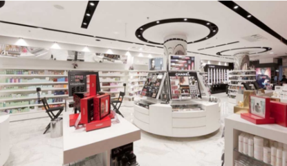 新零售視角下化妝品店與日用百貨的融合布局策略